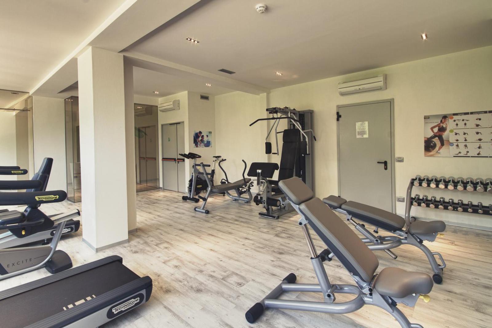 Hotel Le Palme (Adults Only) Dormelletto Dış mekan fotoğraf